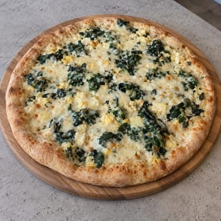 Spinach, Egg & Mozzarella (Breakfast Pizza)