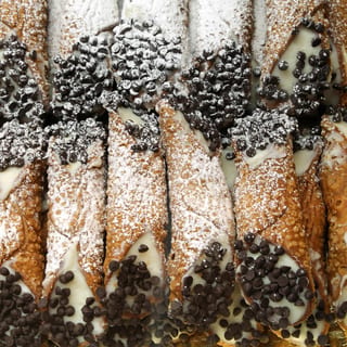 Cannoli's